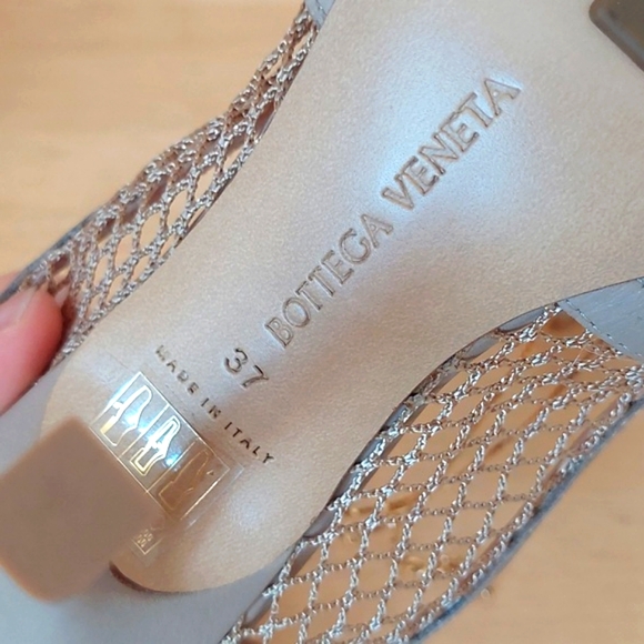 Bottega Veneta Chain-Link Mesh  Sandals - Picture 9 of 11